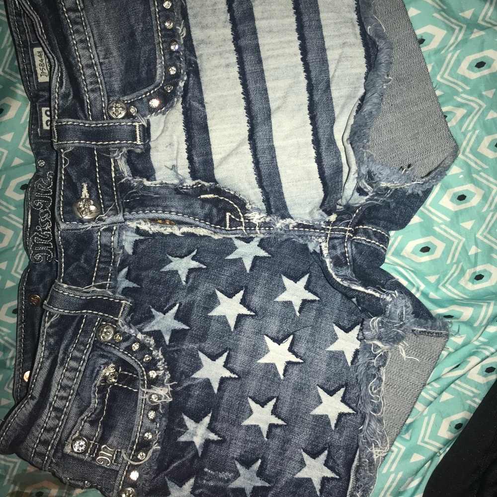 Miss me Shorts Size 28